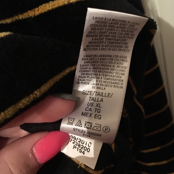 5 for $25 Juicy Couture Striped Sweater - Picture 7 of 8